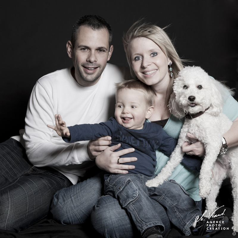 Séance photo en famille  avec le chien
