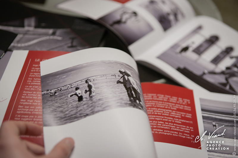 Création et mise en page d'un catalogue de présentation pour un auteur photographe et son exposotion humaniste