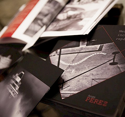 /site/assets/files/1425/creation_impression_catalogue_expo_apcviaud_4.jpg
