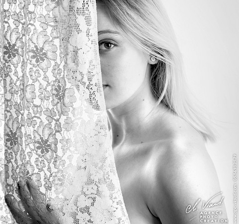 /site/assets/files/1592/08_portrait_femme_charme_bordeaux_030520.jpg