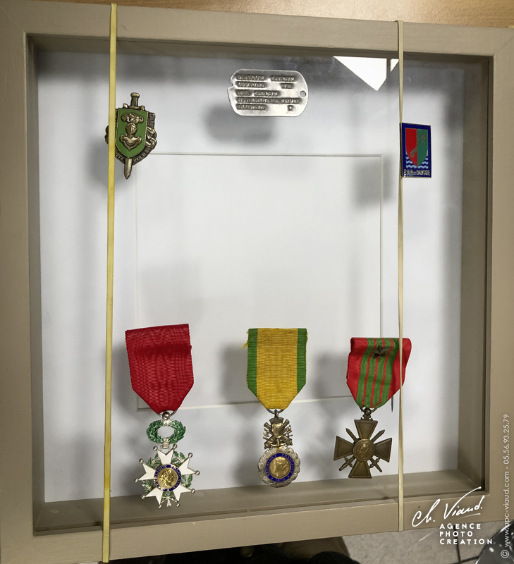 idee de montage d'encadrement sur mesure