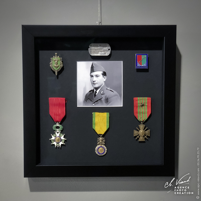 cadre en volume pour objet et photo relique