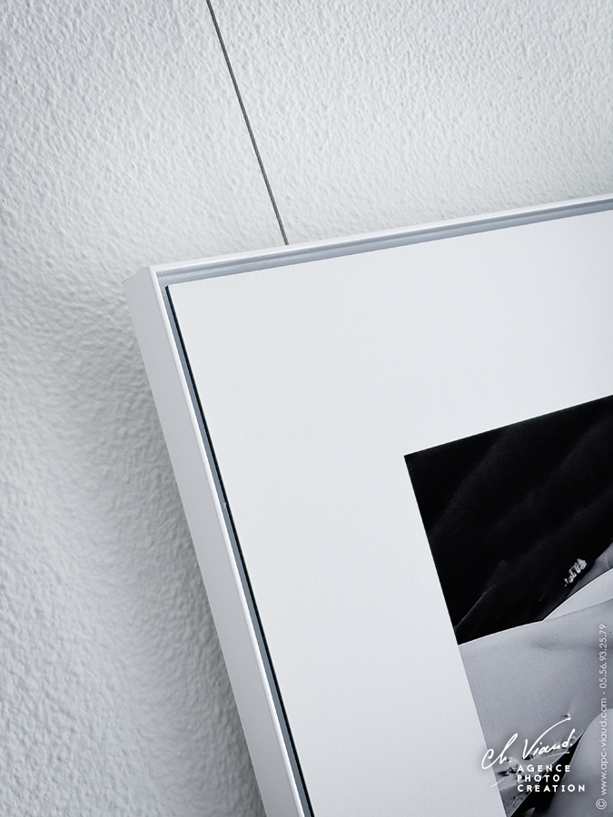 Angle de la caisse américaine alu blanche