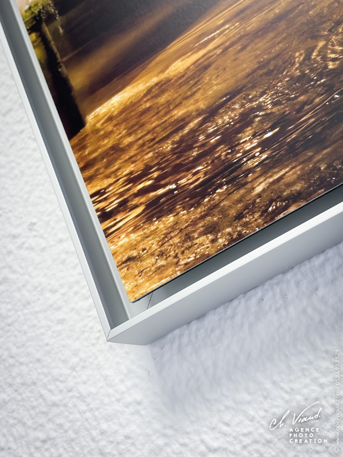 angle de la caisse américaine en aluminium